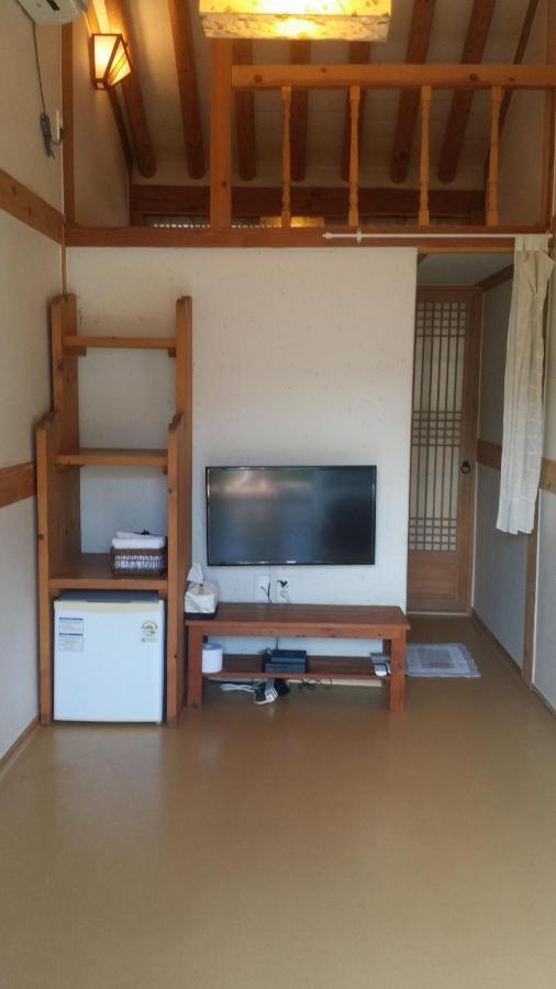 Yeonwoodang Guesthouse Jeonju Exterior photo